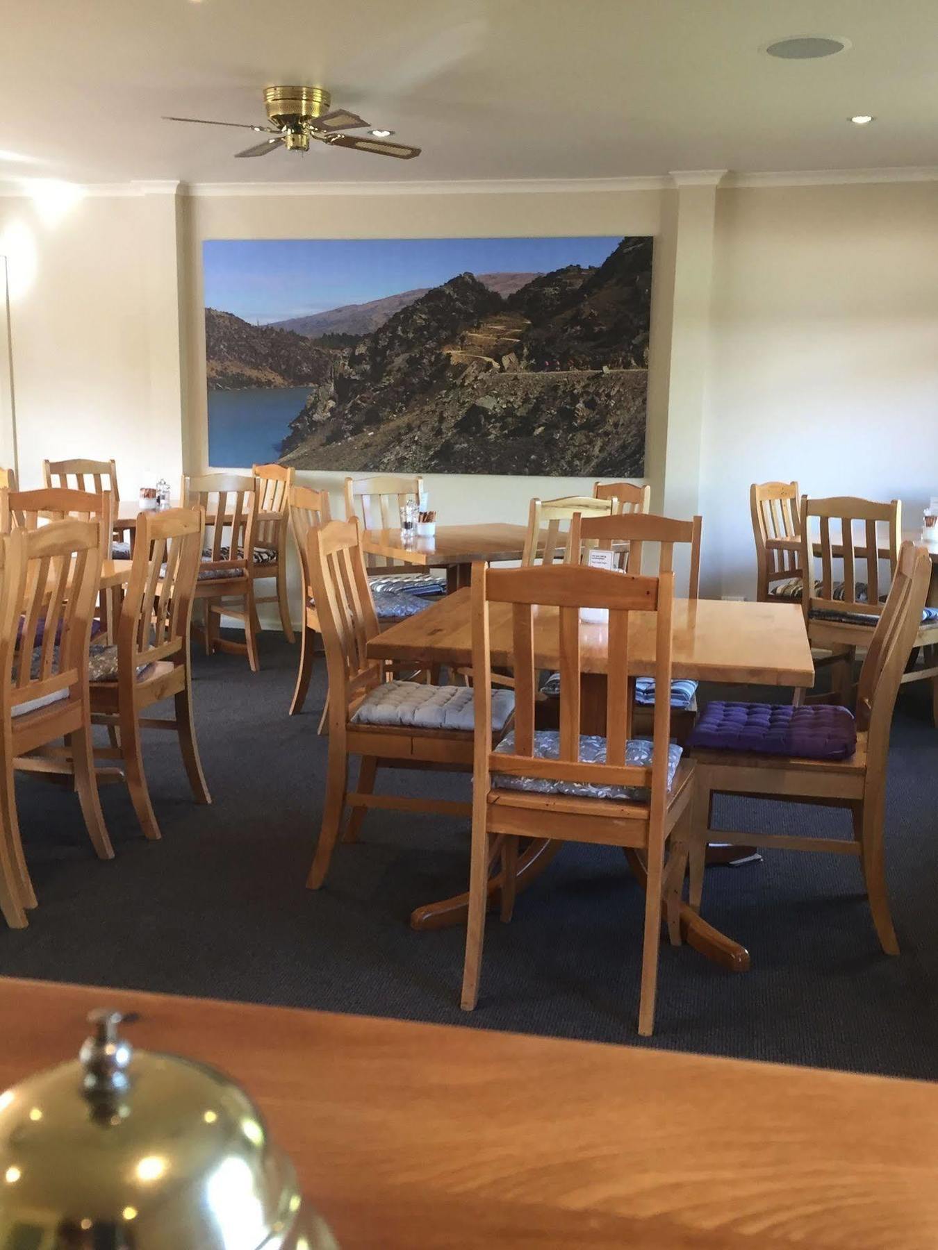 Lake Roxburgh Lodge Bagian luar foto