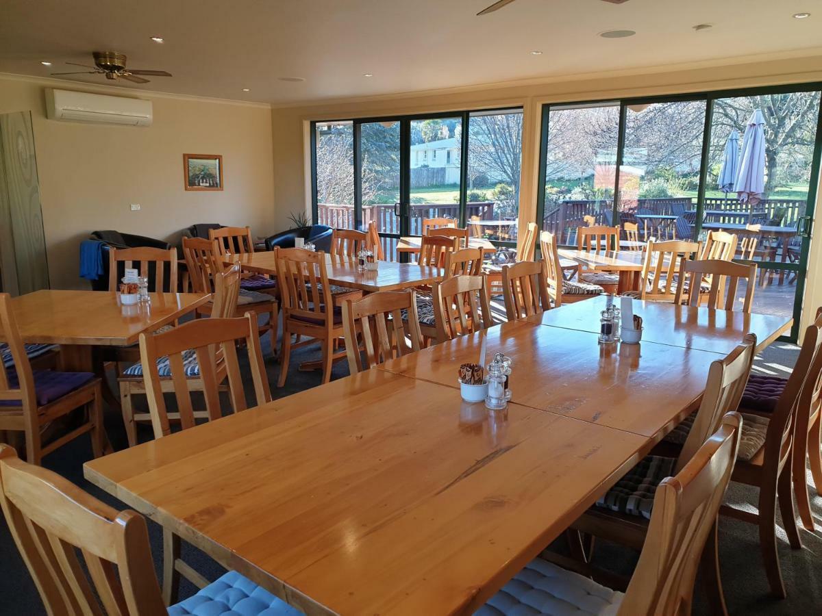Lake Roxburgh Lodge Bagian luar foto
